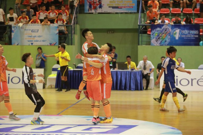 Tuyển Futsal FU chiến thắng với tỷ số áp đảo trong trận tứ kết VUG 2018