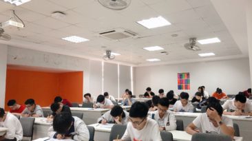 Hàng ngàn thí sinh nô nức tham gia kỳ thi sơ tuyển Đại Học FPT tháng 5/2019