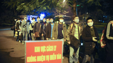 Campus Đại học FPT Hòa Lạc 'trắng đêm' đón đồng bào về nước