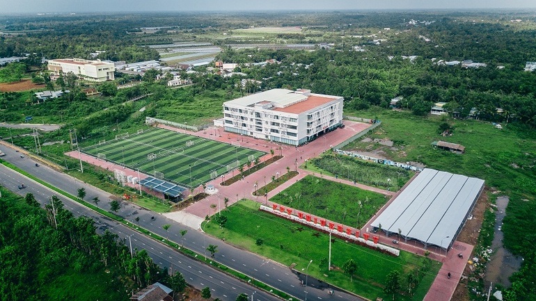 Đại học FPT cơ sở Cần Thơ được bao phủ bởi không gian xanh 