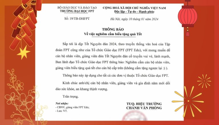 Độc lạ Đại học FPT: Cấm tặng quà Tết cấp trên, không cấm tặng ngược lại