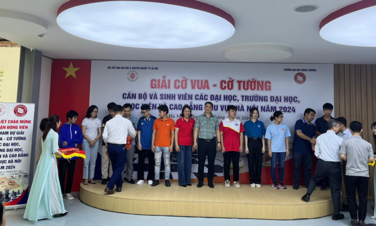 Sinh viên FPTU tham gia giải cờ vua - cờ tướng Hà Nội