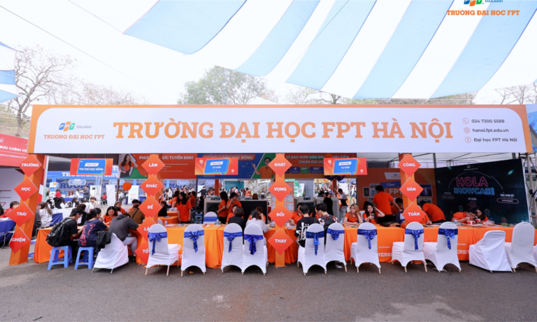 Chương trình tuyển sinh 2024 và Học bổng Tài năng hấp dẫn chỉ có duy nhất tại FPTU