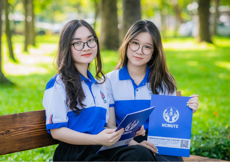 Đại học Sư phạm Kỹ thuật TPHCM xét tuyển học bạ THPT dựa trên kết quả học tập trong 3 năm 2022, 2023 và 2024. 